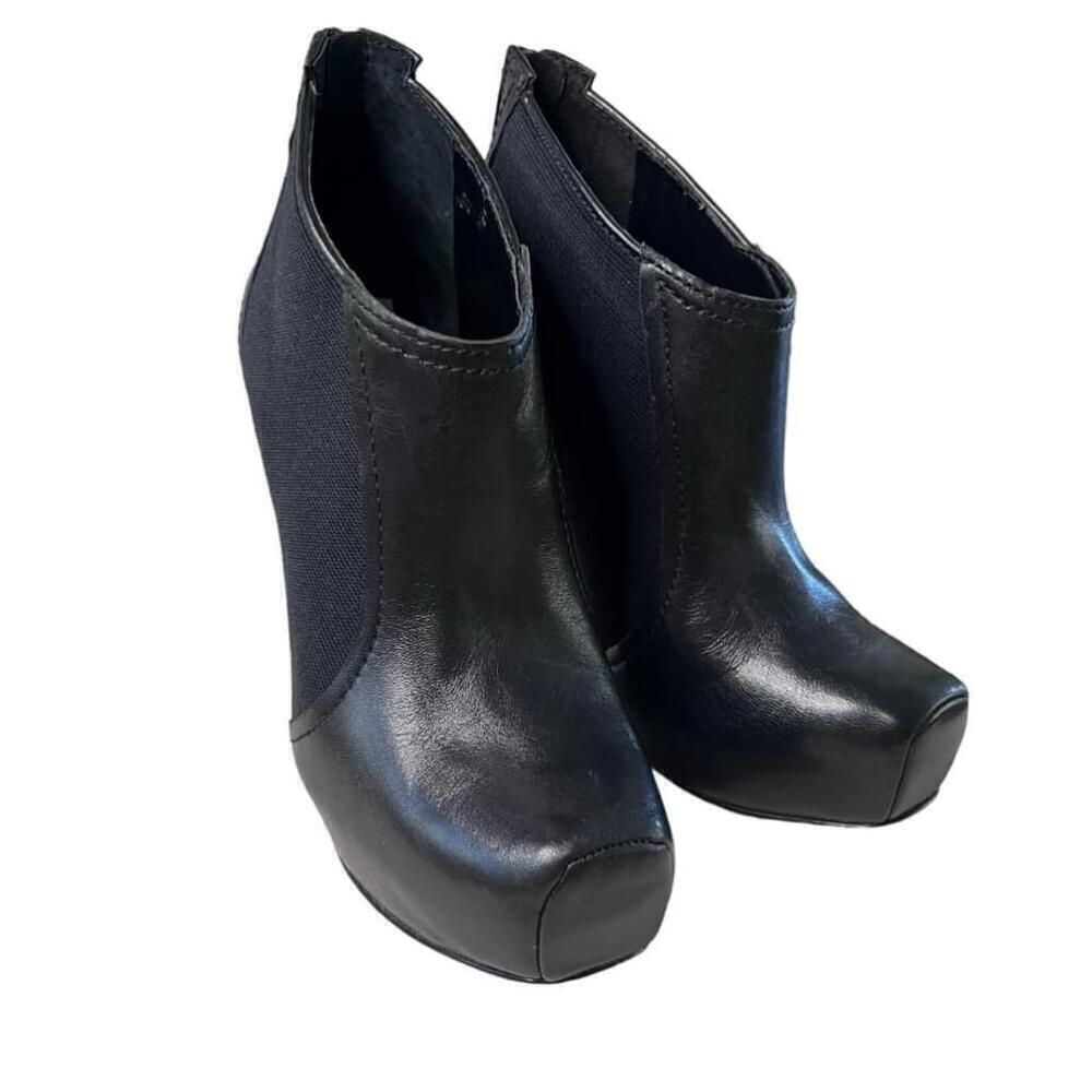 Women's Jessica Simpson Livia Black Leather and Fabric Booties Size 5.5
